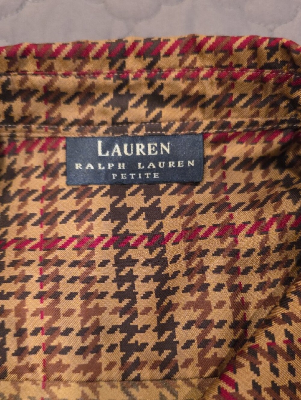 Women's Ralph Lauren Houndstooth Dress Shirt in Brown with Red Accents, Petite 4 - Picture 3 of 6